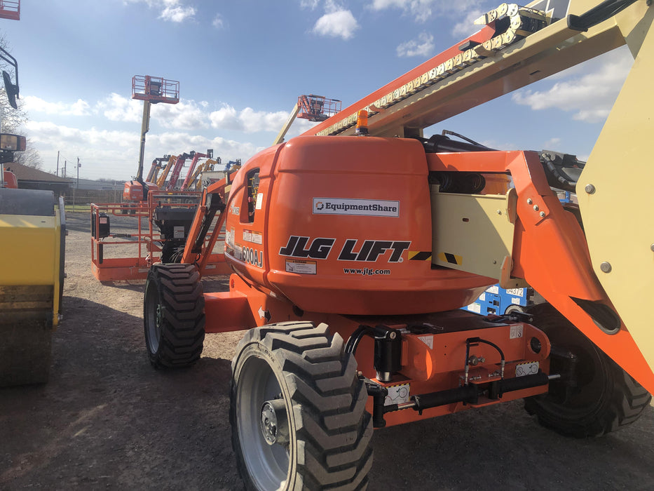 2019 JLG 600AJ