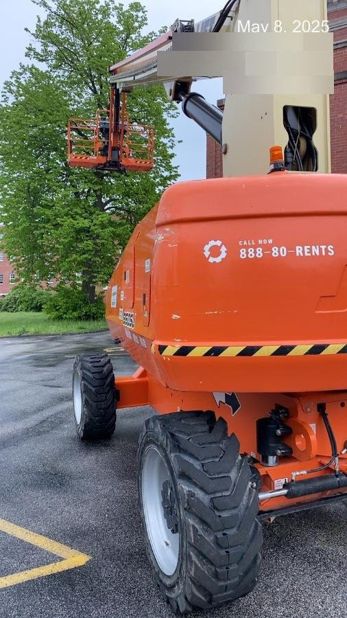 2022 JLG 860SJ