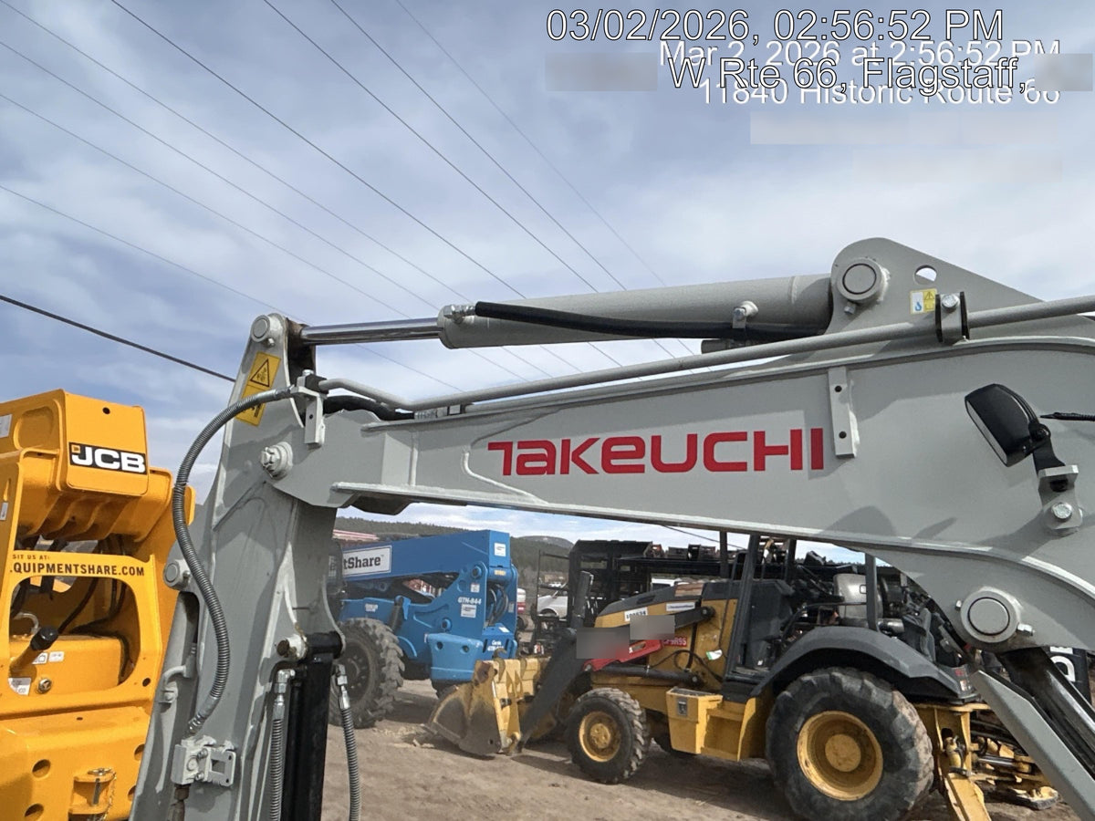 2025 TAKEUCHI TB235-2CR