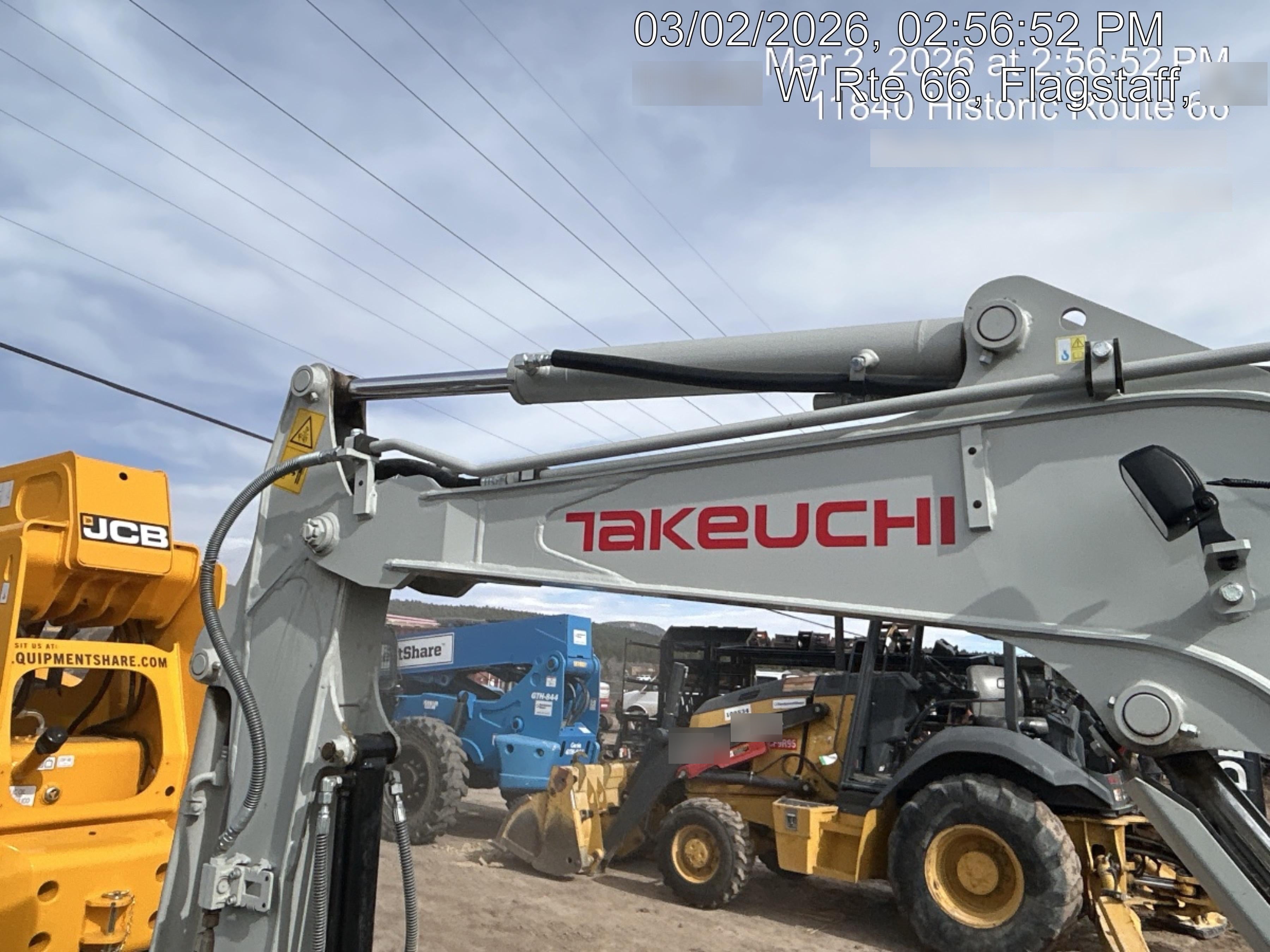 2025 TAKEUCHI TB235-2CR