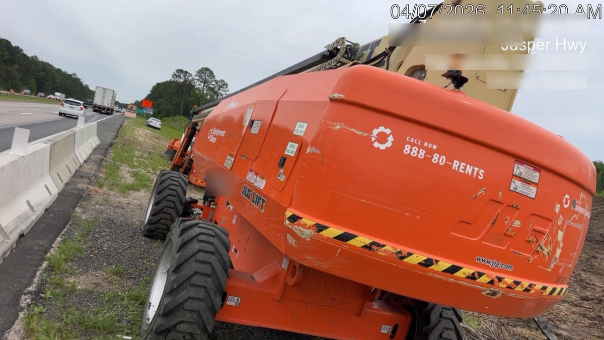 2023 JLG 860SJ