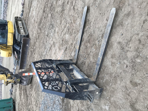 2019 PALADIN 48" Pallet Forks - Paladin