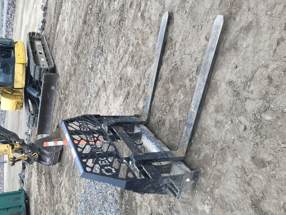 2019 PALADIN 48" Pallet Forks - Paladin