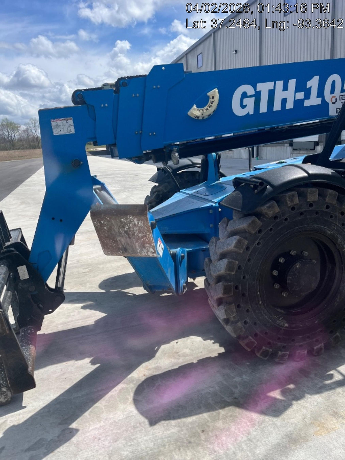 2019 Genie GTH-1056 Canopy, Solid RT Tires, LED Work Lights, Beacon 60" QA Carriage, 60" Forks