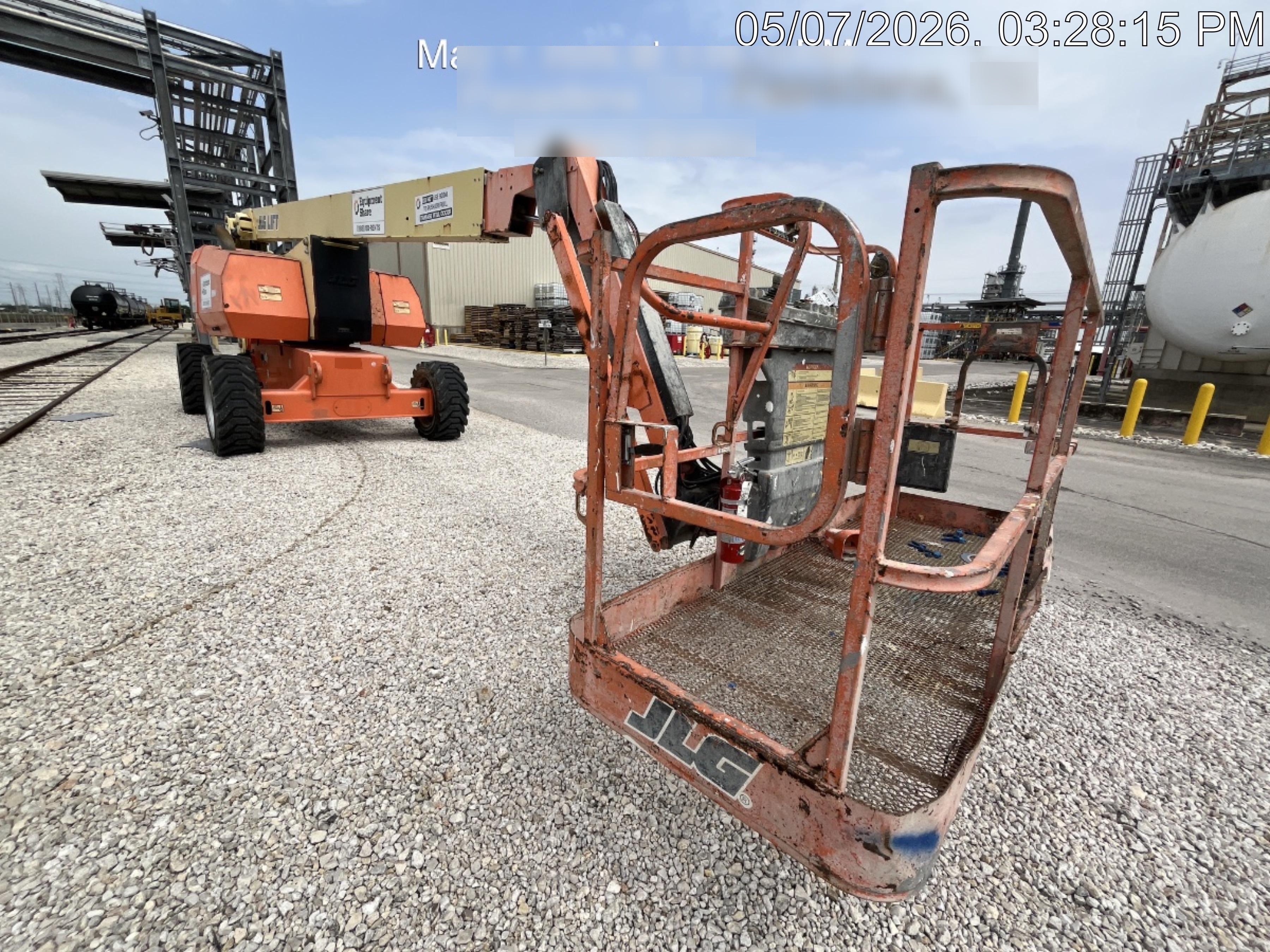 2020 JLG 800AJ