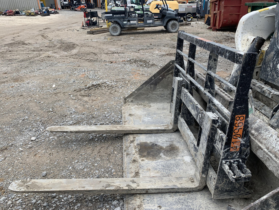 2024 ARROW MATERIAL HANDLING F5100CB