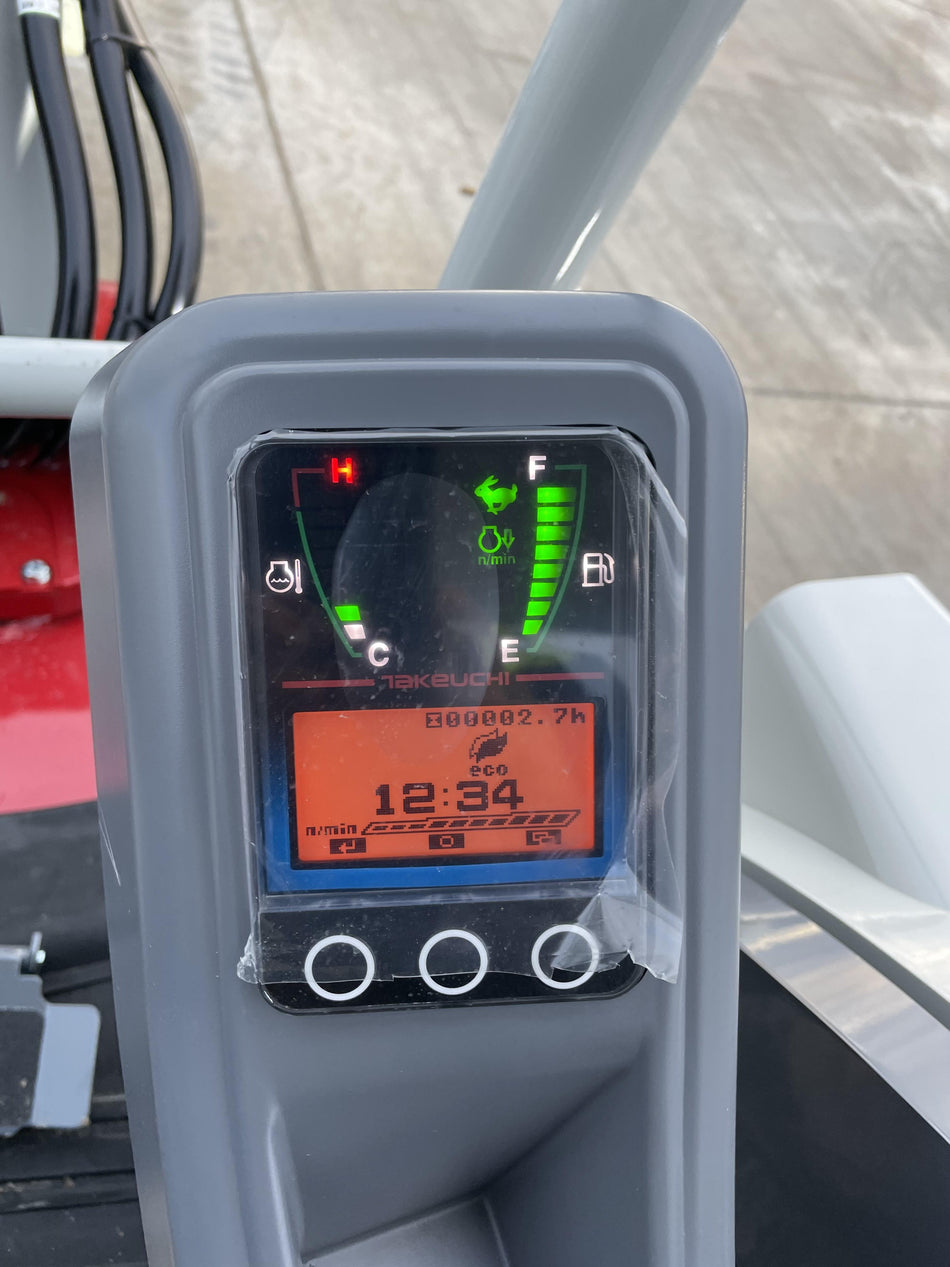 2022 TAKEUCHI TB235-2R