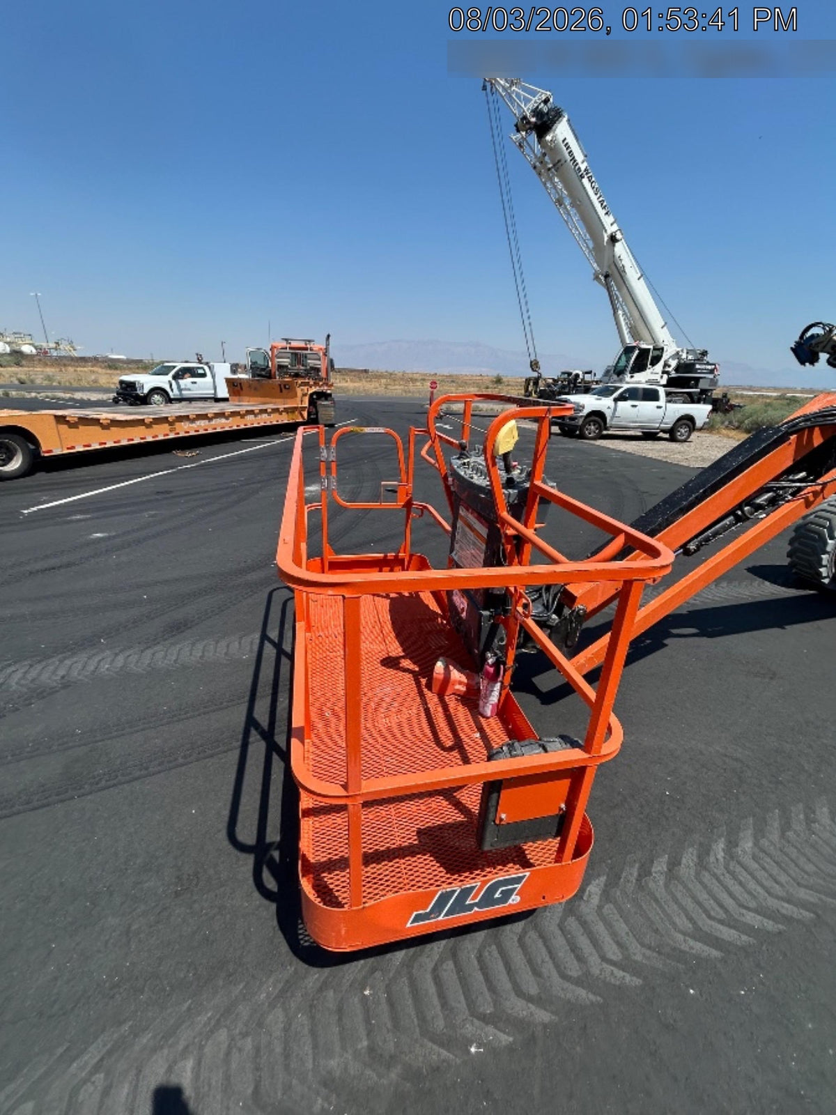2019 JLG 600AJ