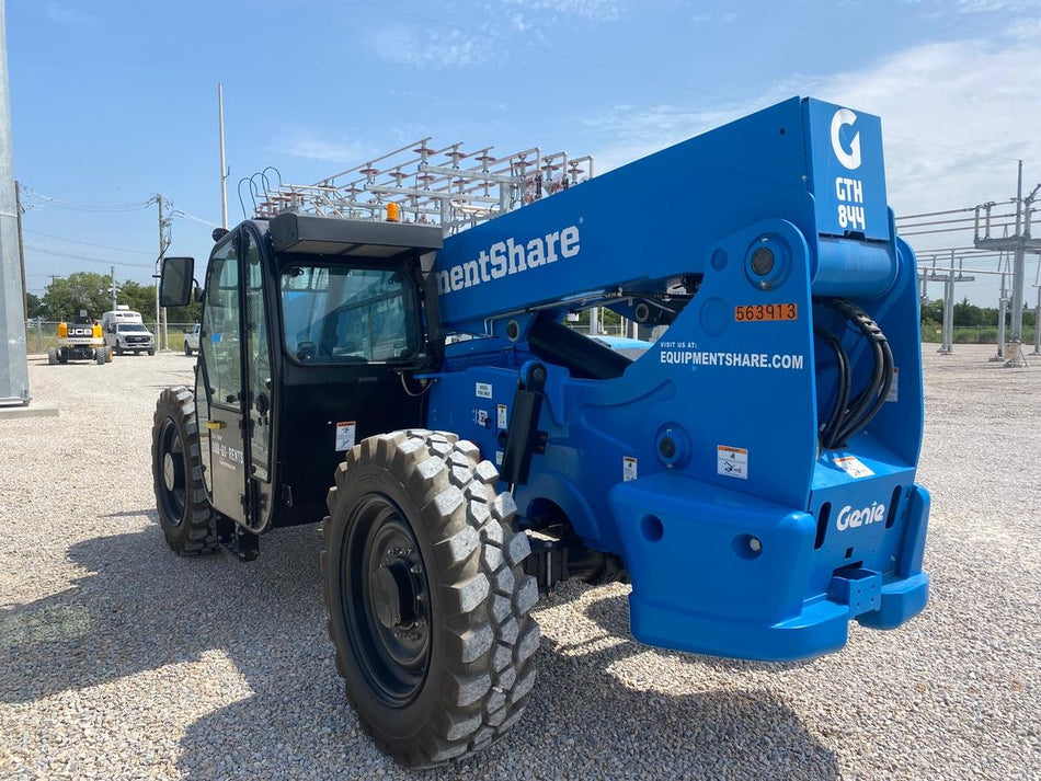 2025 GENIE GTH-844