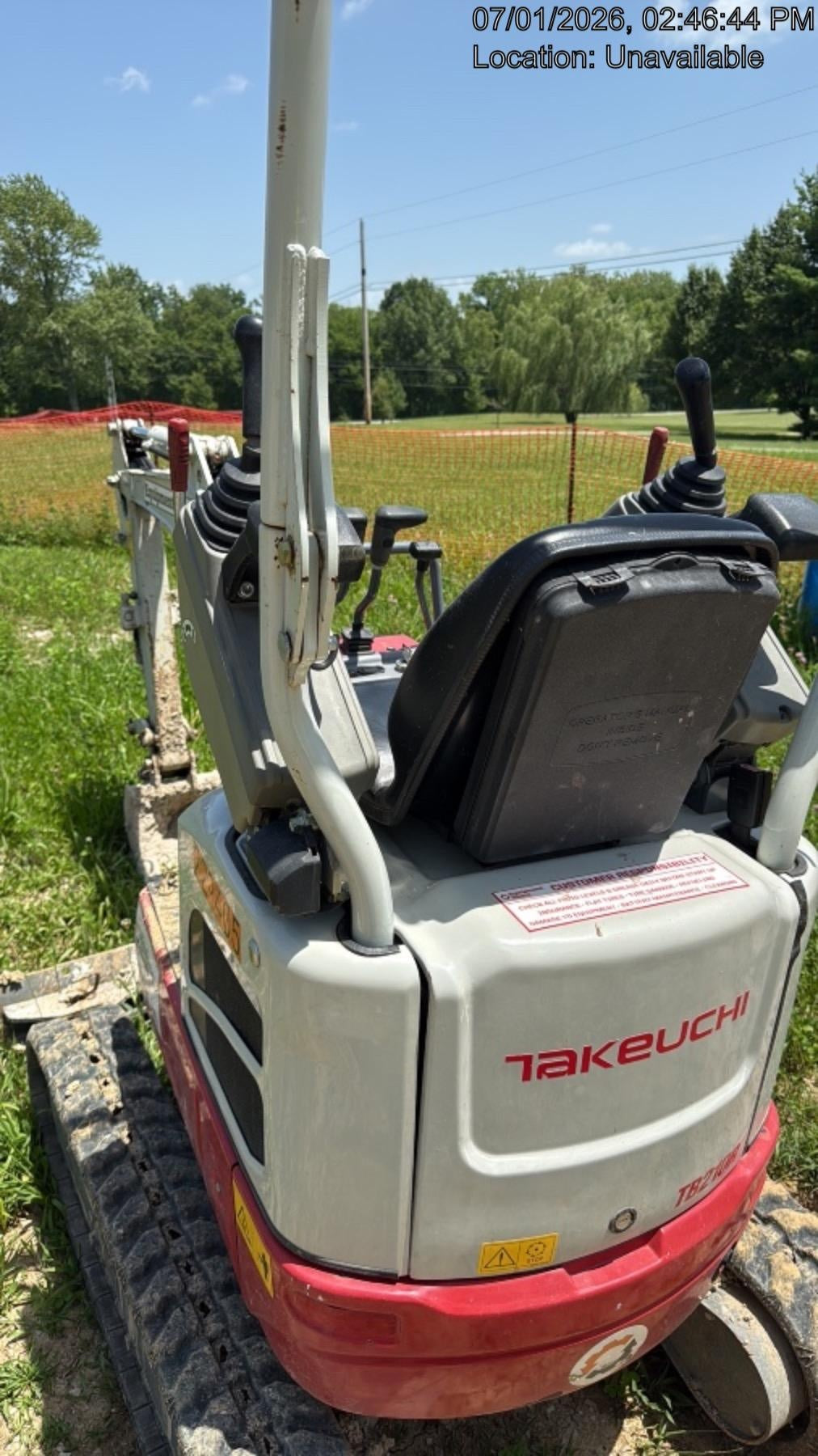2022 TAKEUCHI TB210R