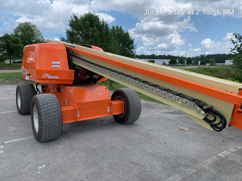 2022 JLG 660SJ