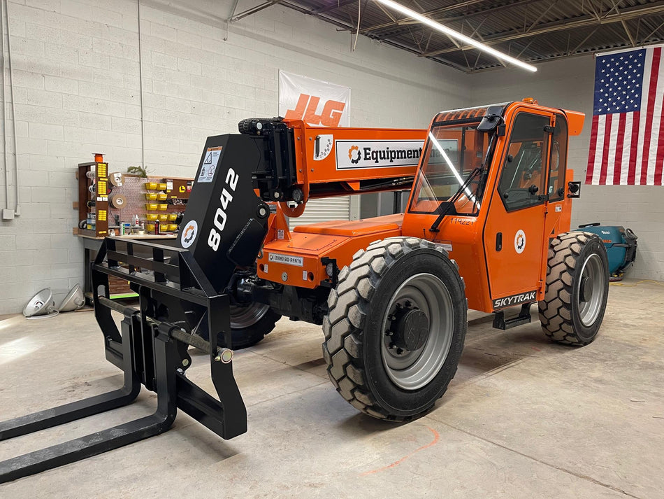 2020 SKYTRAK 8042