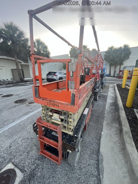 2022 JLG ES2632