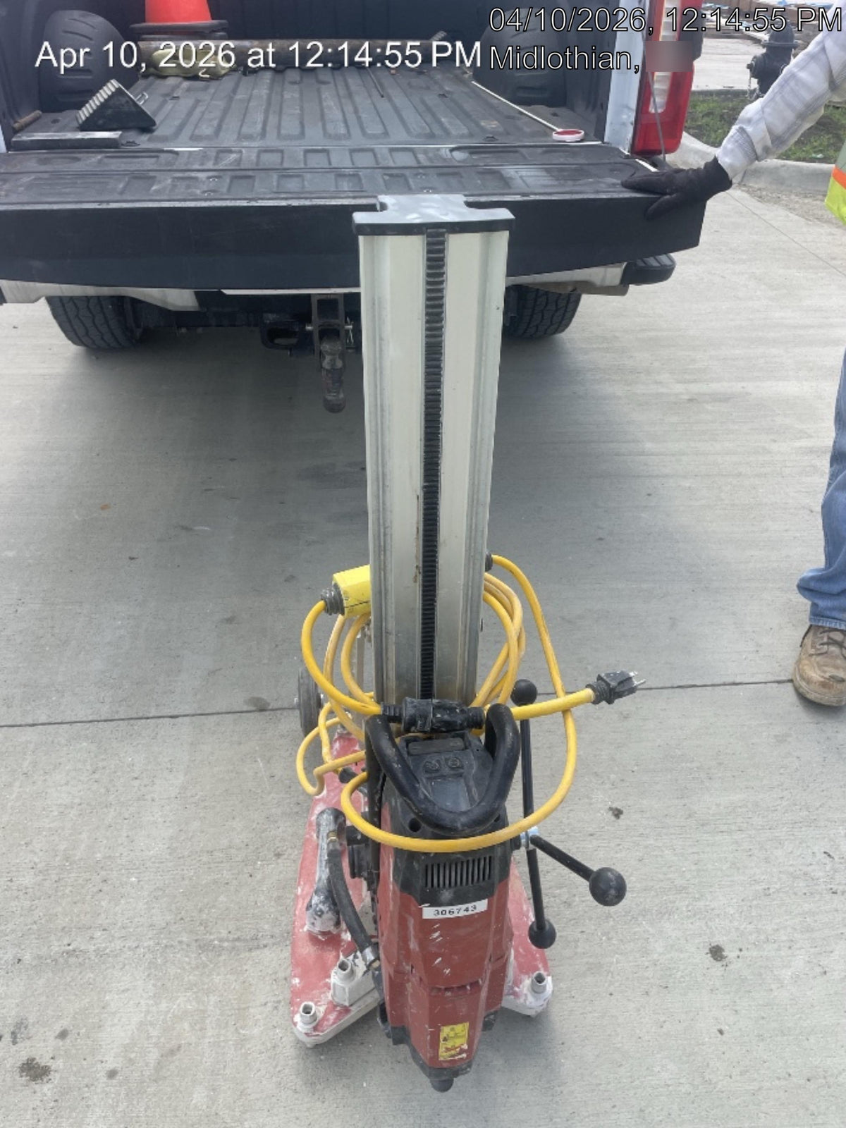 2023 HILTI DD250E