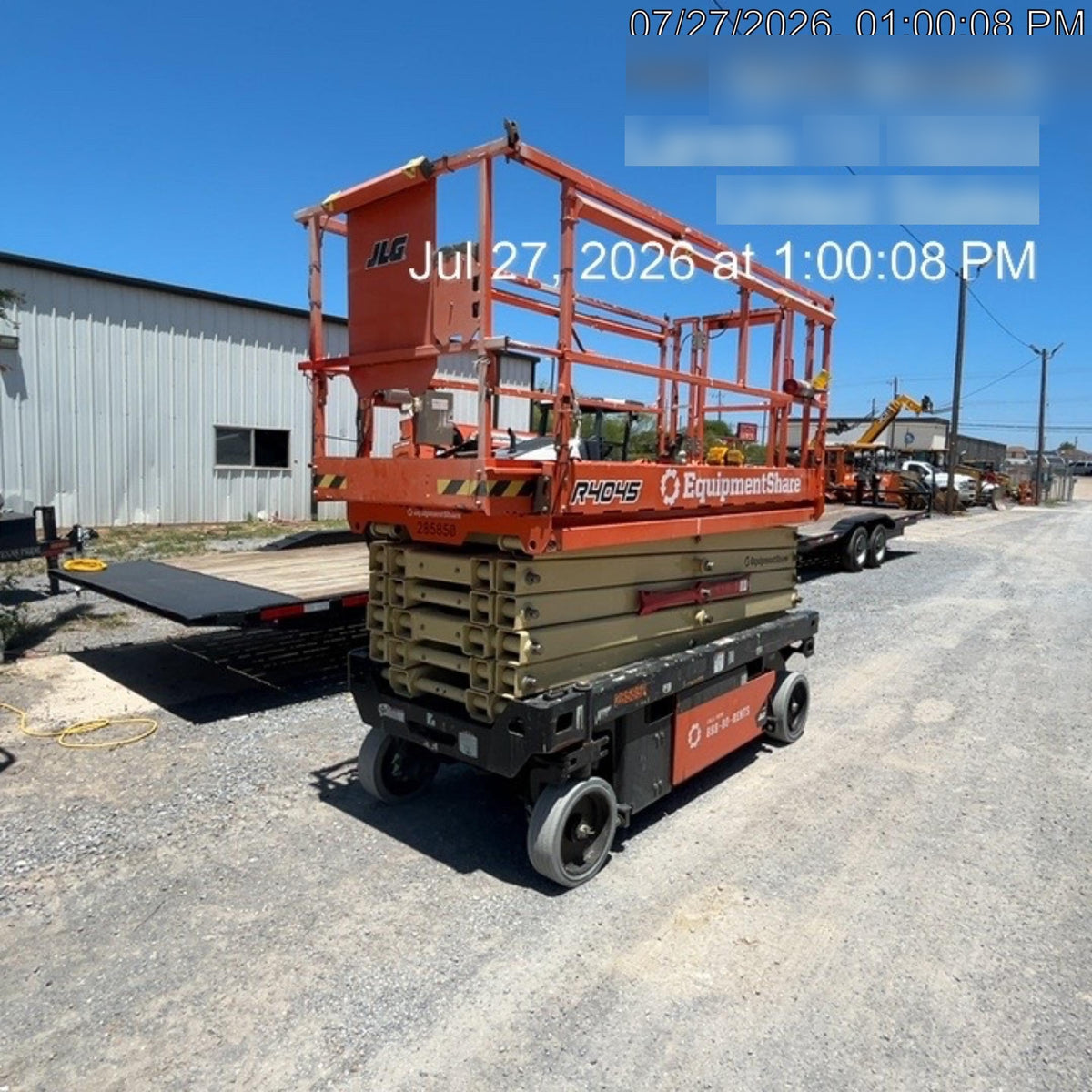 2022 JLG R4045