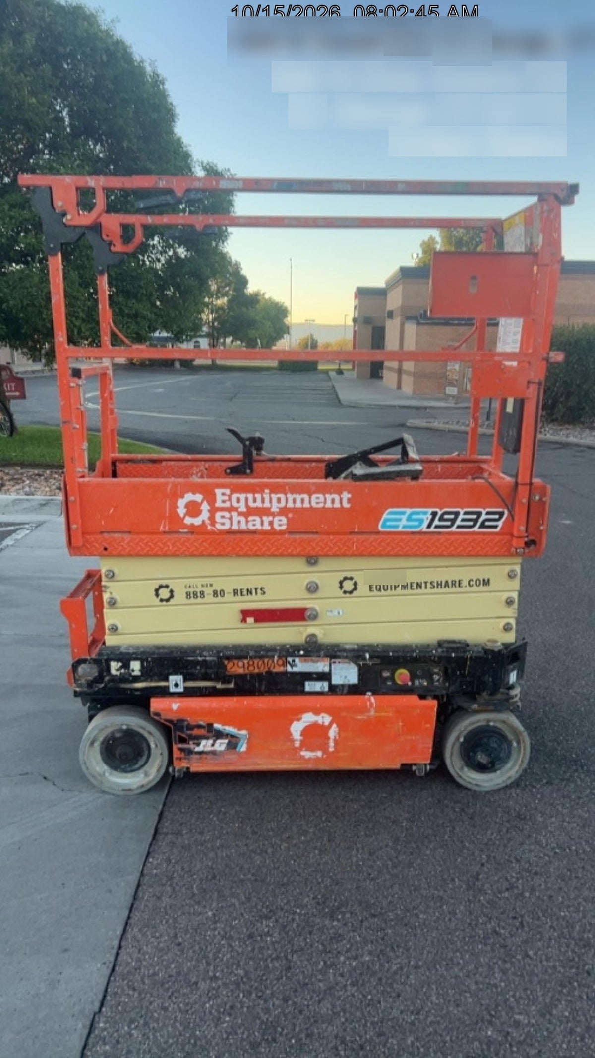 2023 JLG ES1932