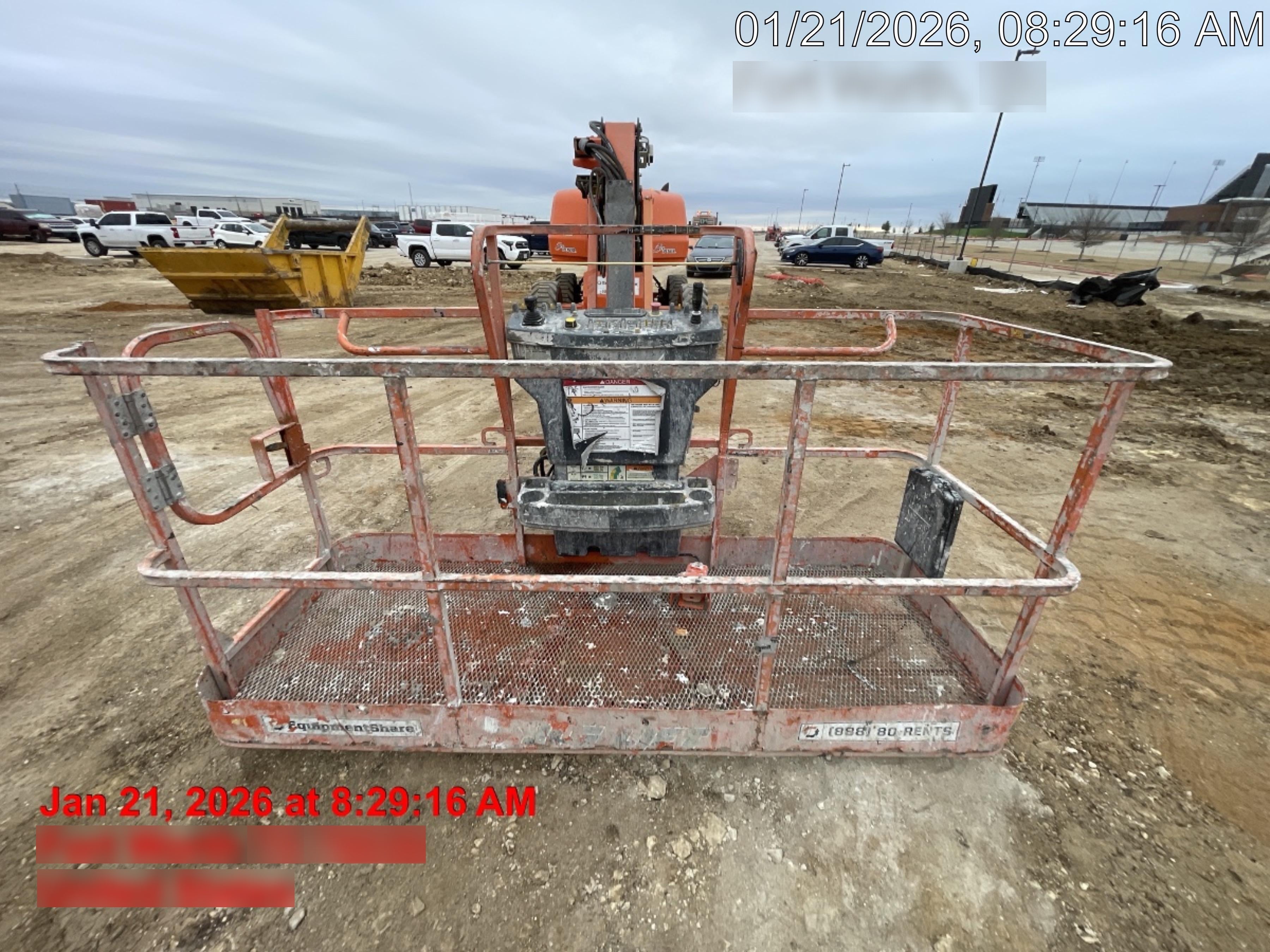 2023 JLG 660SJ