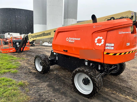 2025 JLG 660SJ