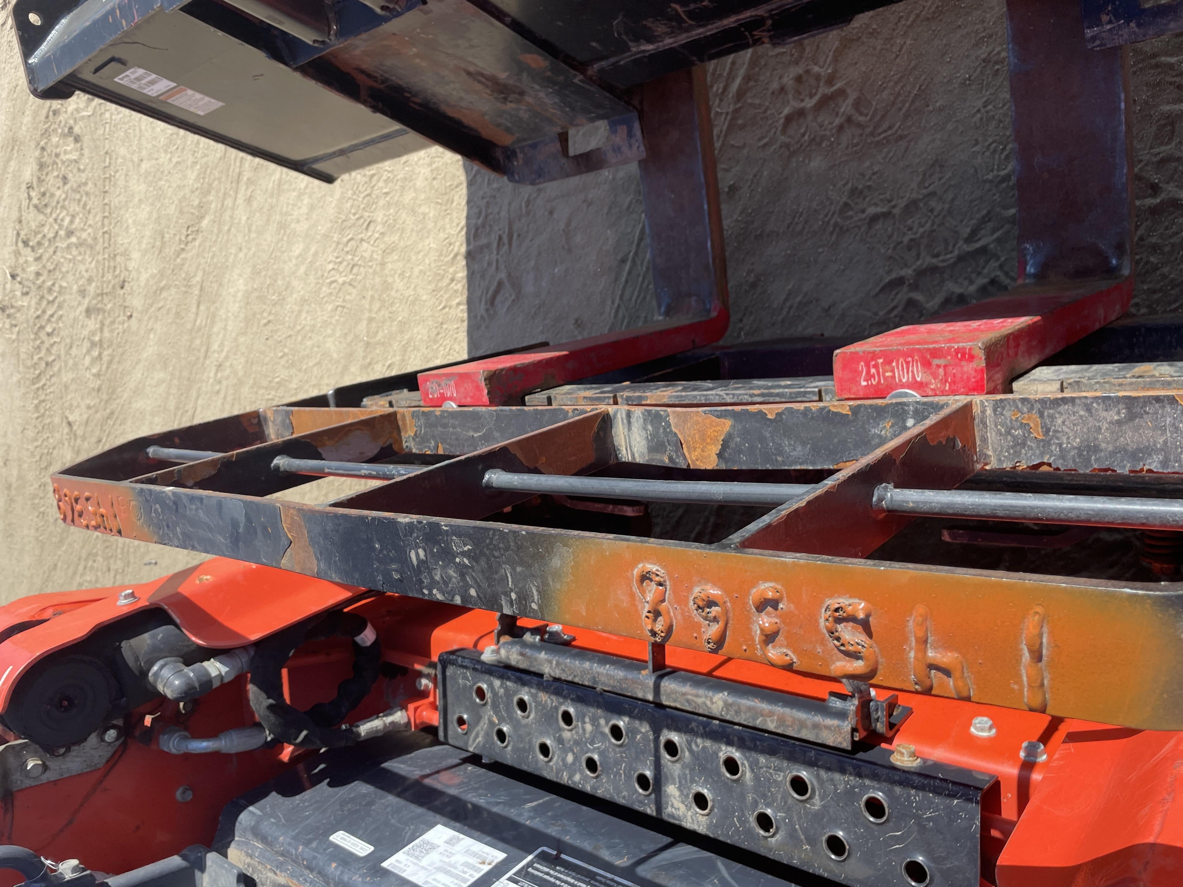 2021 PALADIN 48" Pallet Forks - Paladin