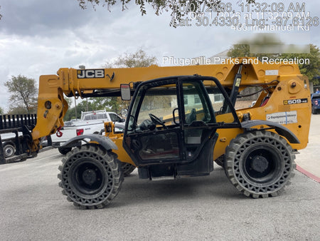 2019 JCB 509-42 JCB 509-42 Enclosed Cab, 74 HP, Solid Tires, Worklights, Beacon, Aux Hydraulics, Lifting Eye, 60" Carriage/60" Forks