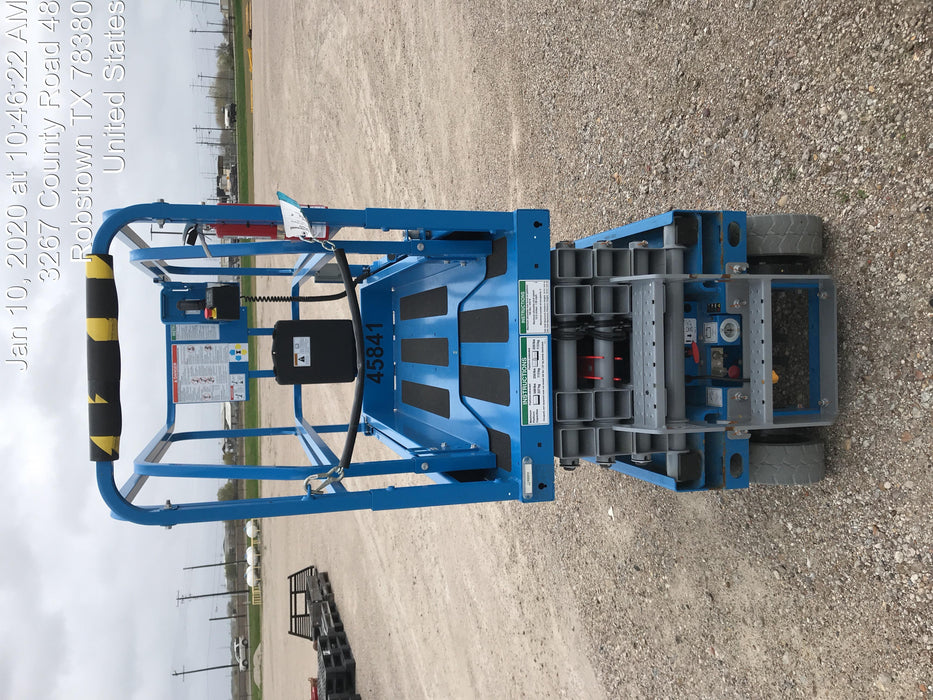 2019 Genie GS-1930 Fixed rails with chain Entry