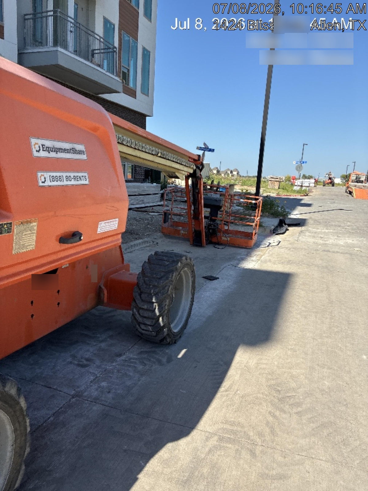2018 JLG 660SJ