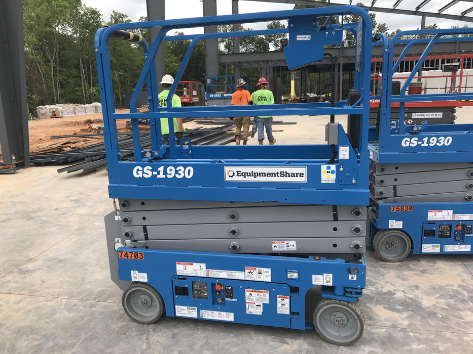 2020 Genie GS-1930 Fixed rails with chain entry gate - Pre A92.20