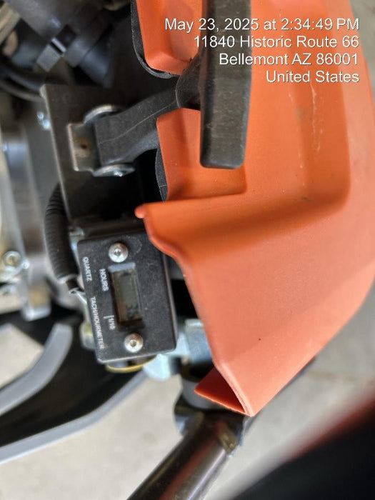 2025 HUSQVARNA LT6005