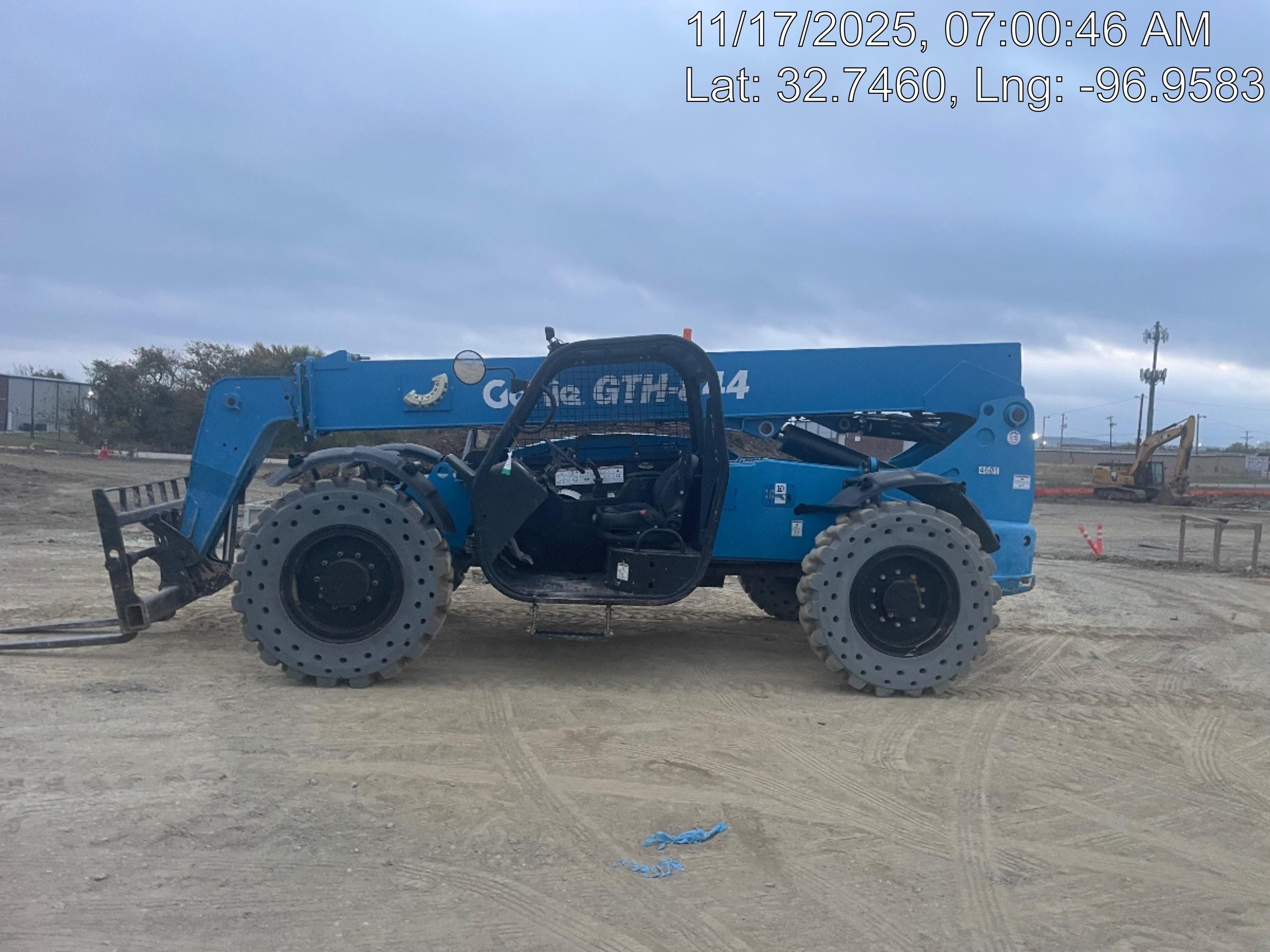 2017 Genie GTH-844 Solid Tires