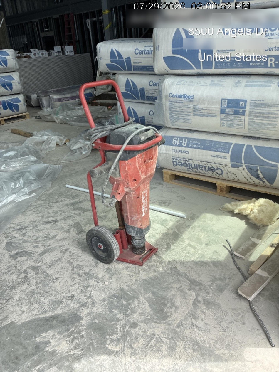 2022 HILTI TE 3000-AVR