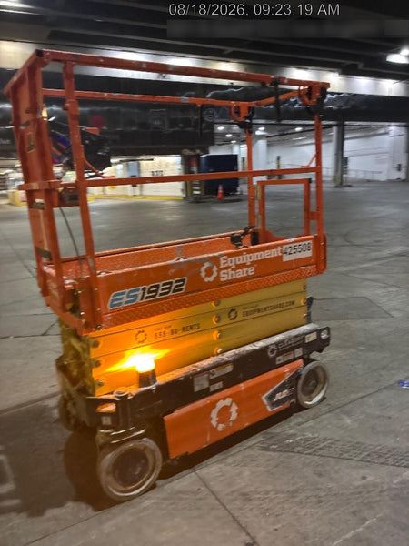 2024 JLG ES1932