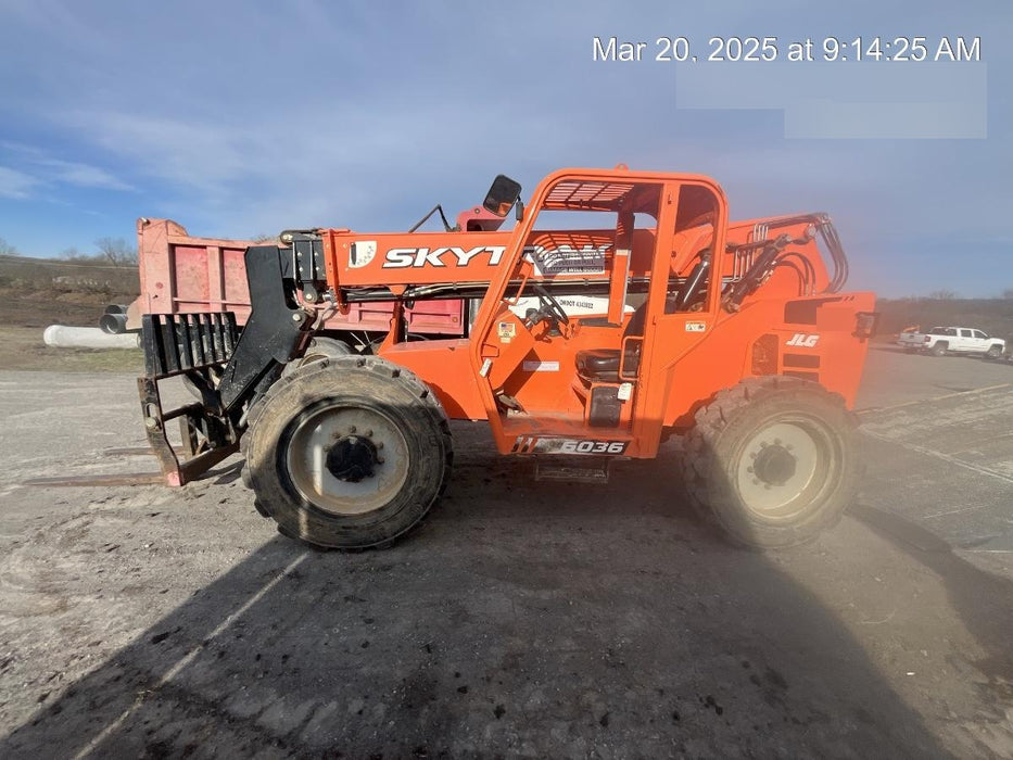 2019 Skytrak 6036 Canopy, Solid Tires, LED Work Lights, Beacon 50" Carriage, 48" Pallet Forks