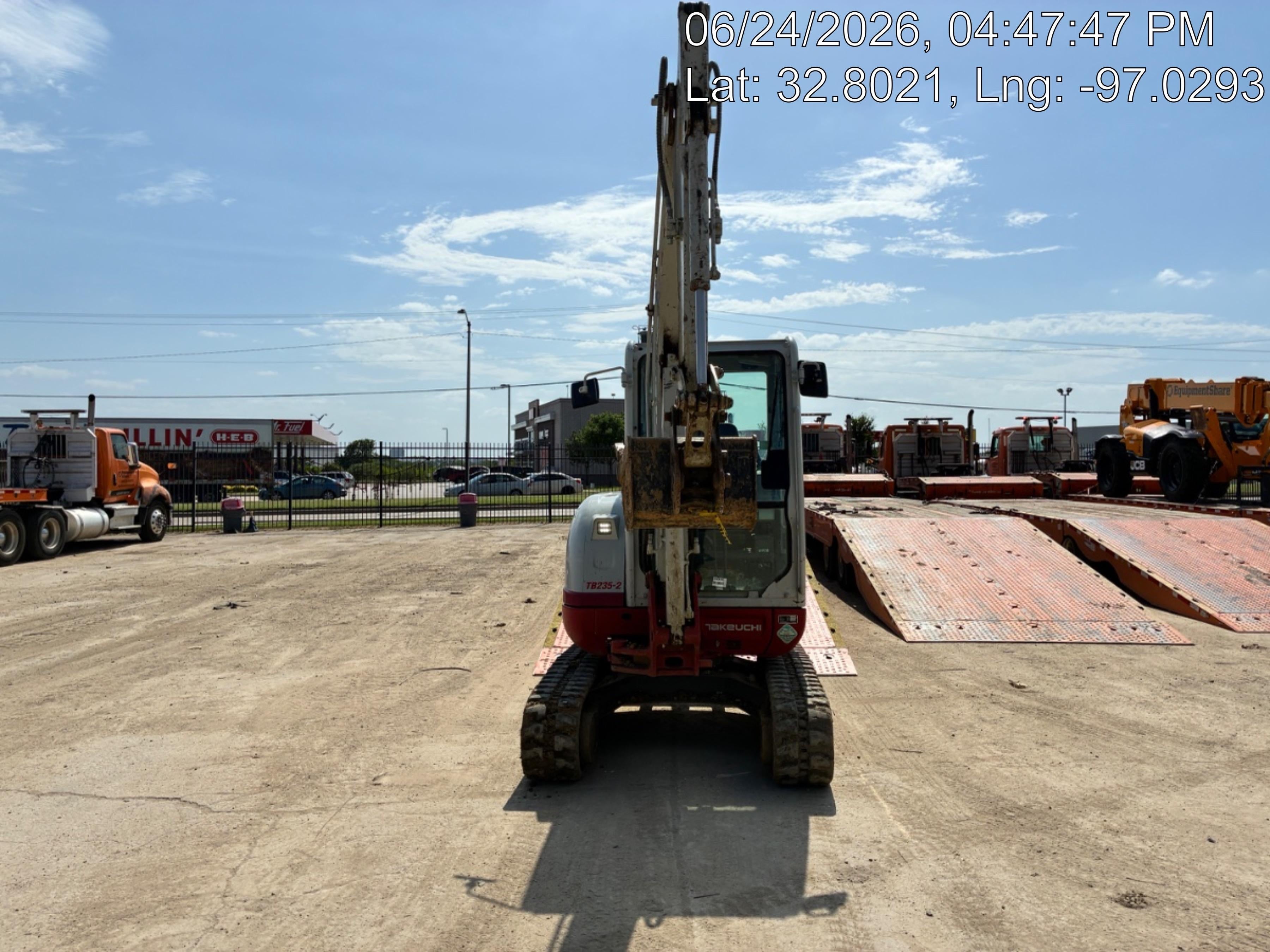 2020 TAKEUCHI TB-235-2CR