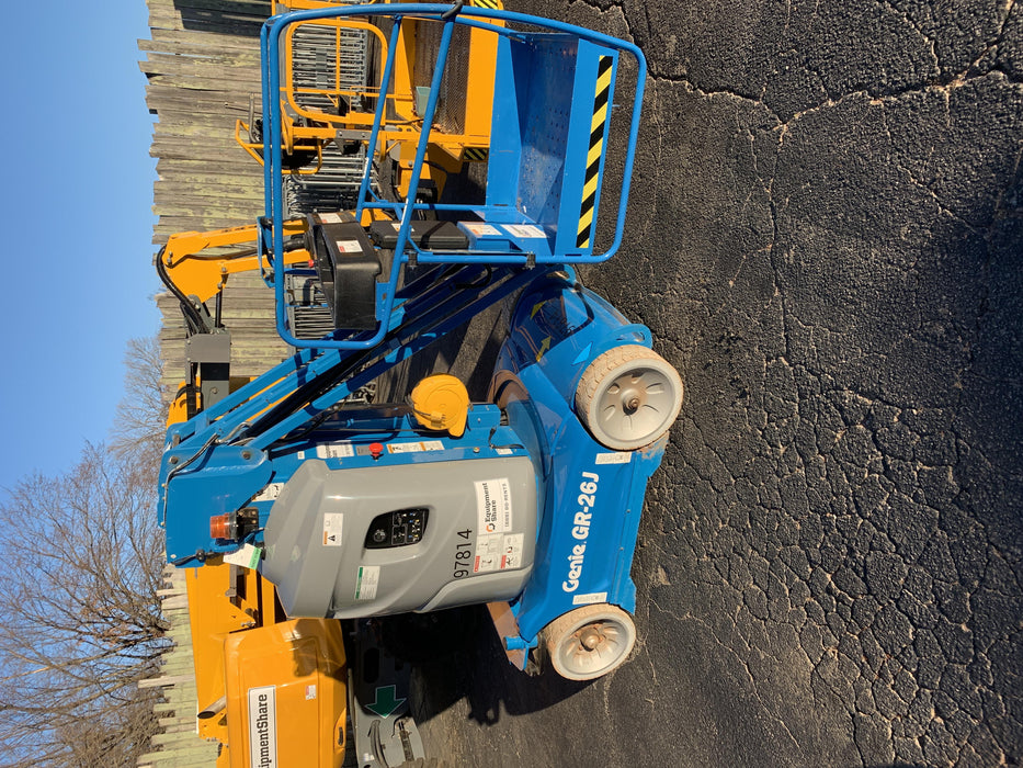 2020 GENIE GR-26J