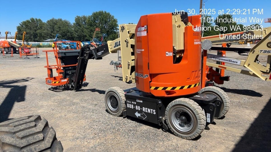 2025 JLG E300AJP
