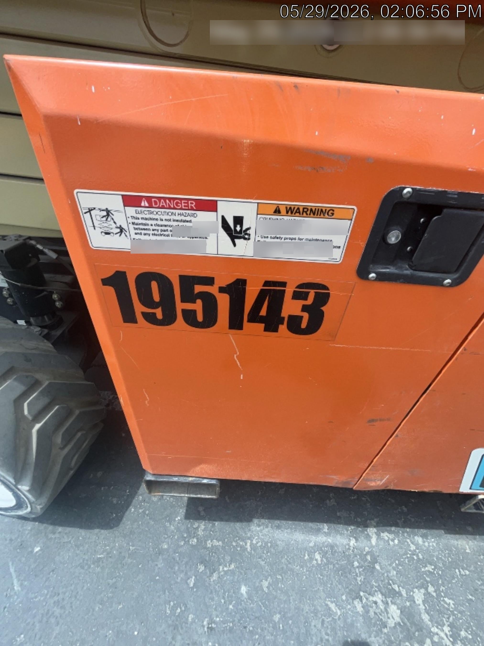 2021 JLG ERT4069