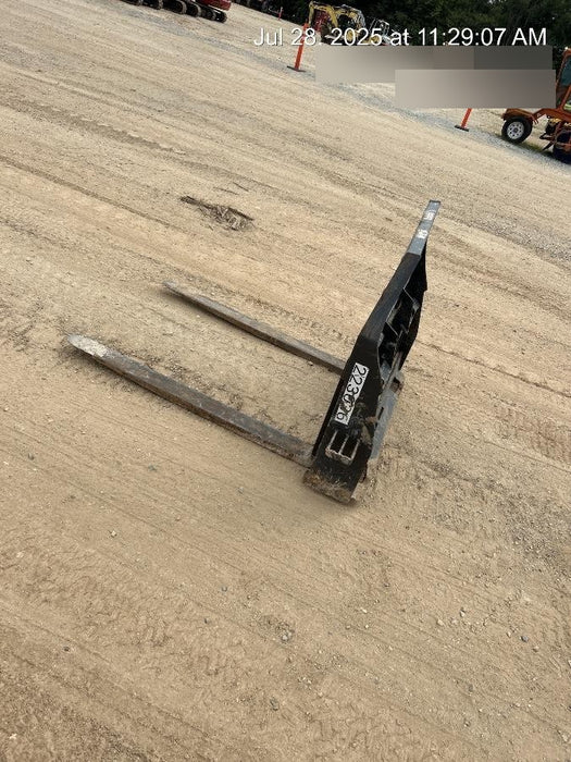 2022 PALADIN 48" Pallet Forks - Paladin