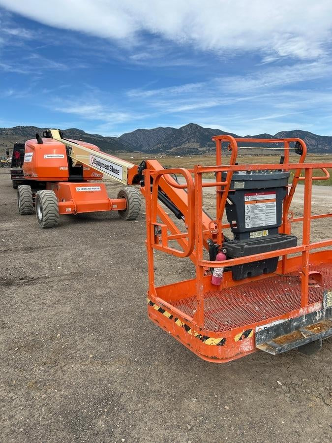 2021 JLG 460SJ