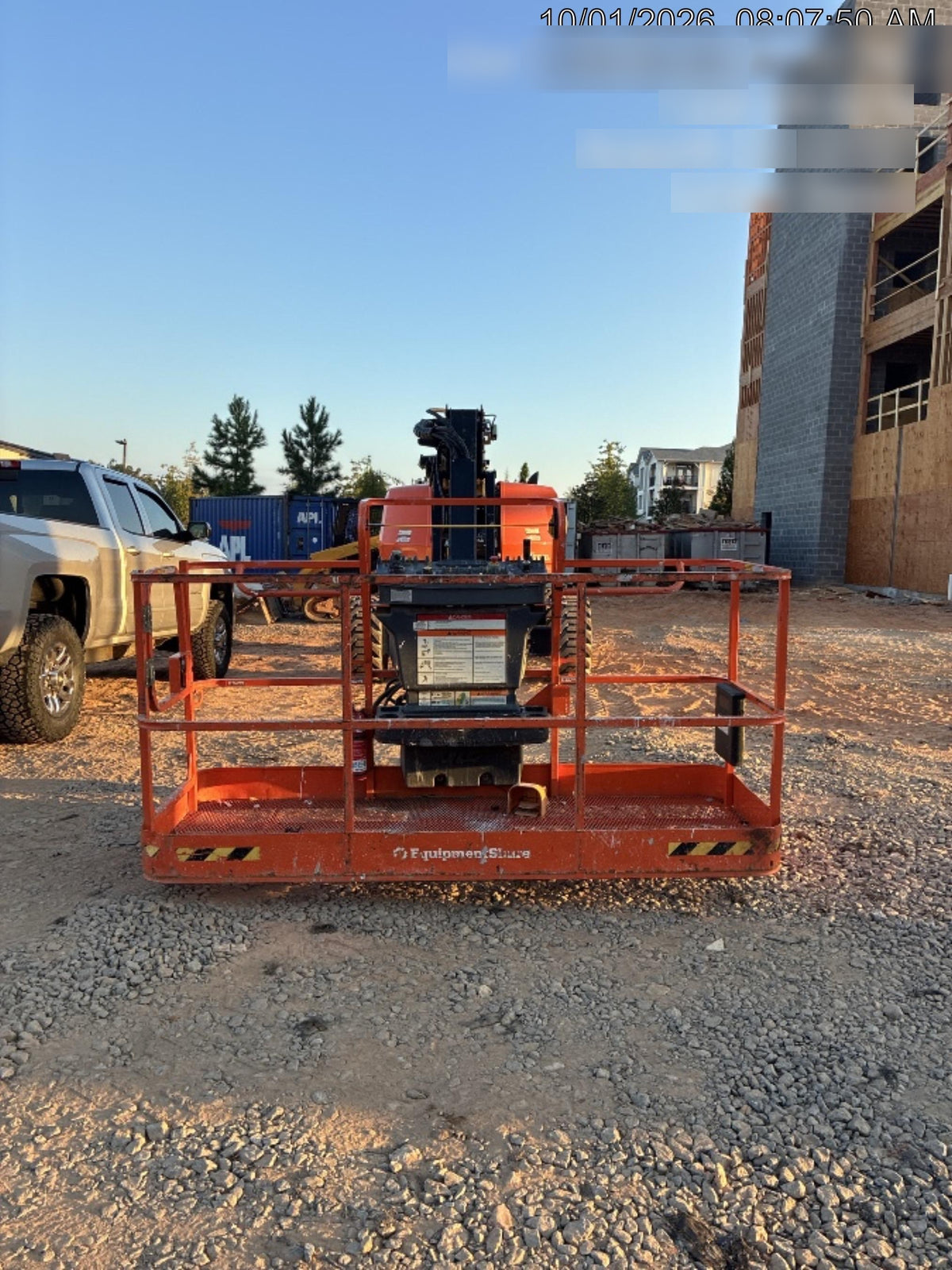 2025 JLG 660SJ