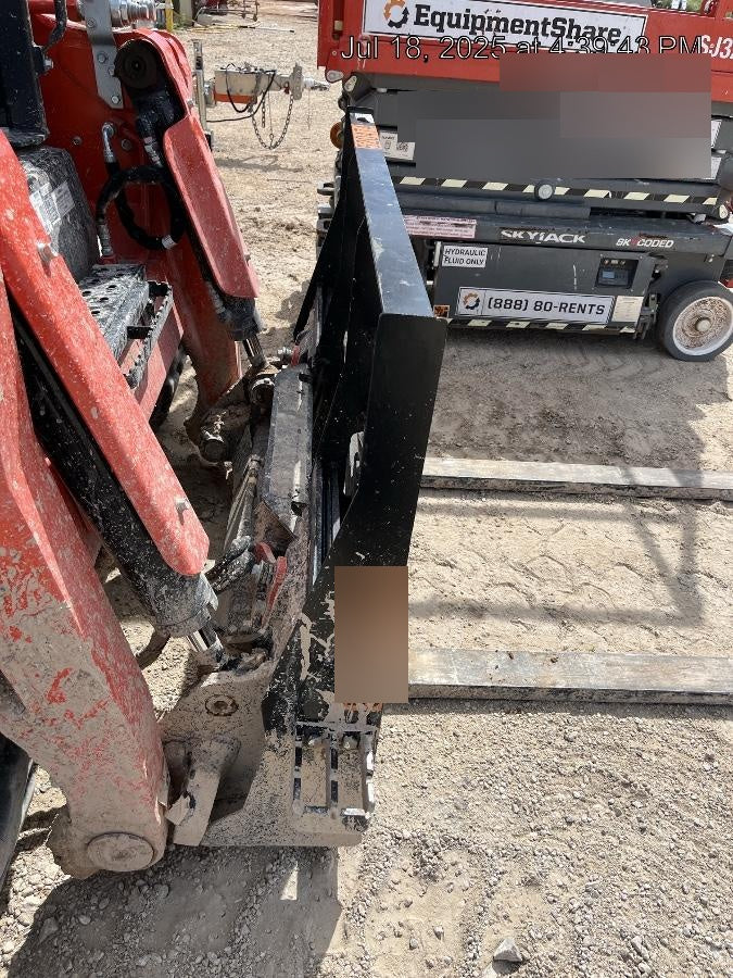 2025 ARROW MATERIAL HANDLING F5100CB - 72"