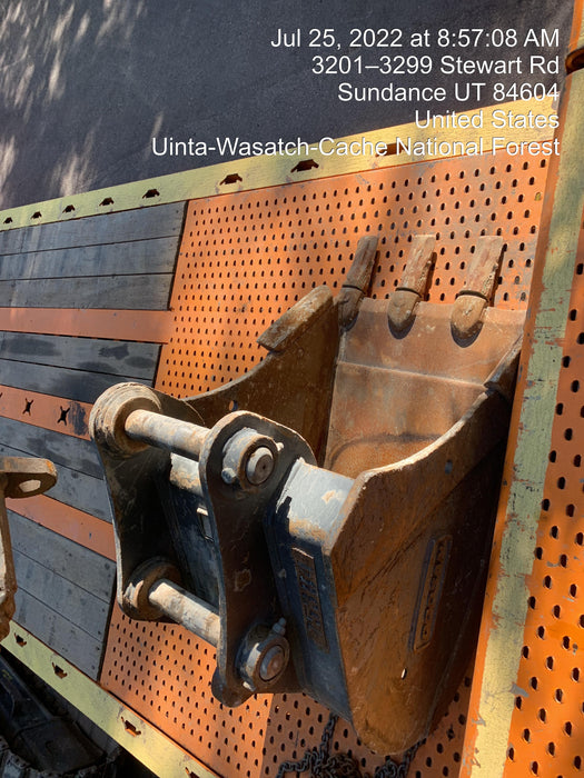 2020 DOOSAN 30" Bucket - Doosan