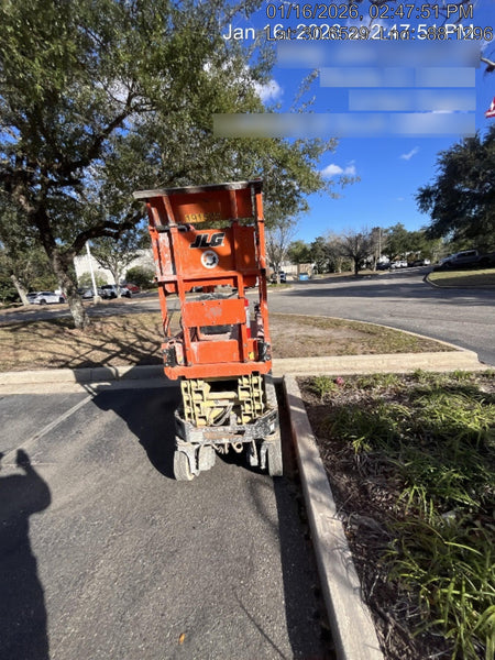 2021 JLG ES1932