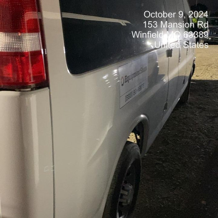 2023 CHEVROLET Express Van - Rental