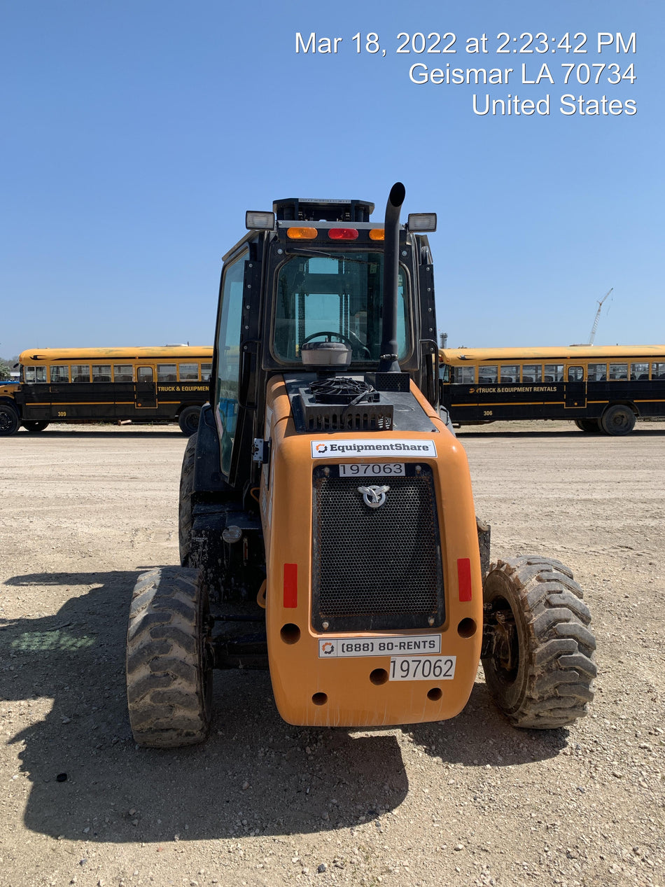 2021 CASE 586H