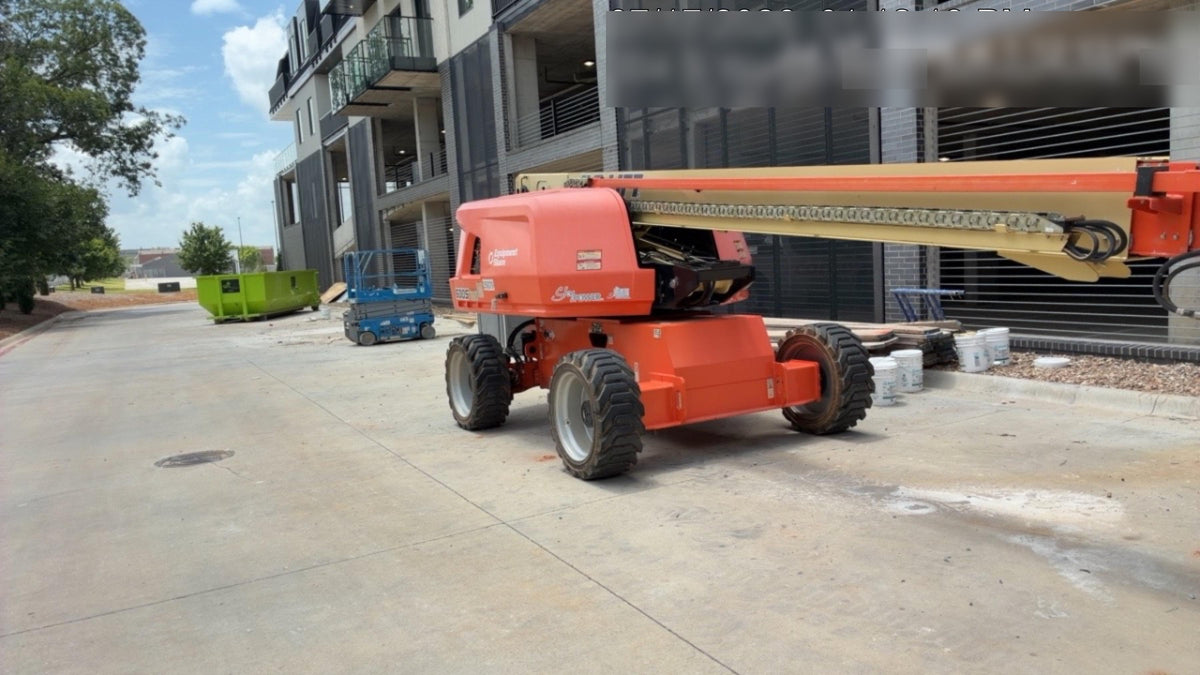2022 JLG 600S