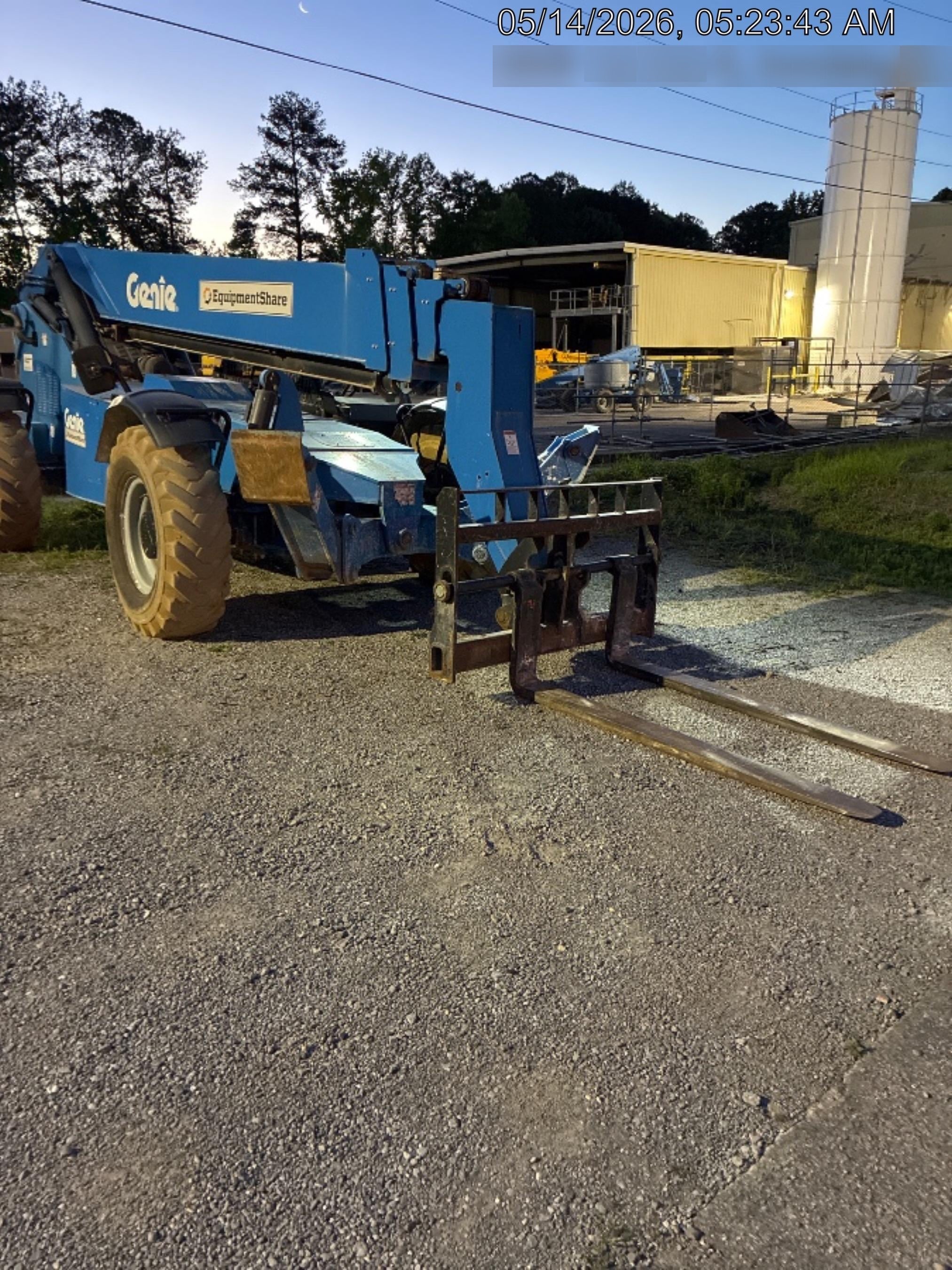 2018 Genie GTH-1056 Genie GTH-1056 w/ROPS, Work Lights, Solid Tires, RH Cab Mesh, Beacon, 60" Carriage and Forks