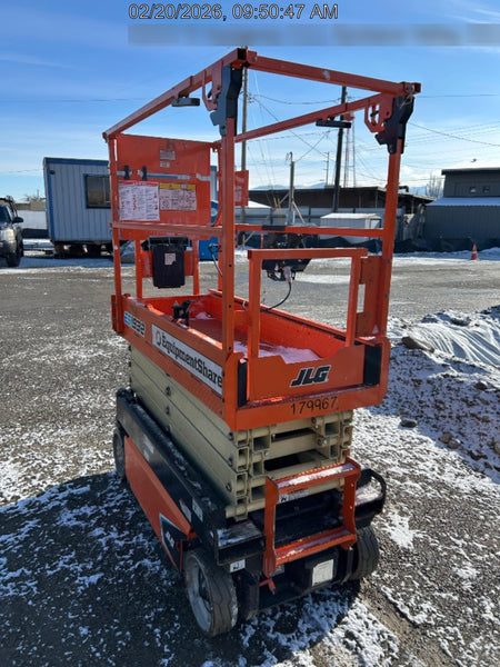 2021 JLG ES1932