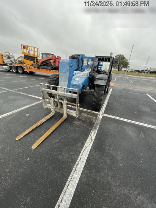 2017 Genie GTH-636 Genie GTH636 Telehandler, 48" Carriage, Solid Tires