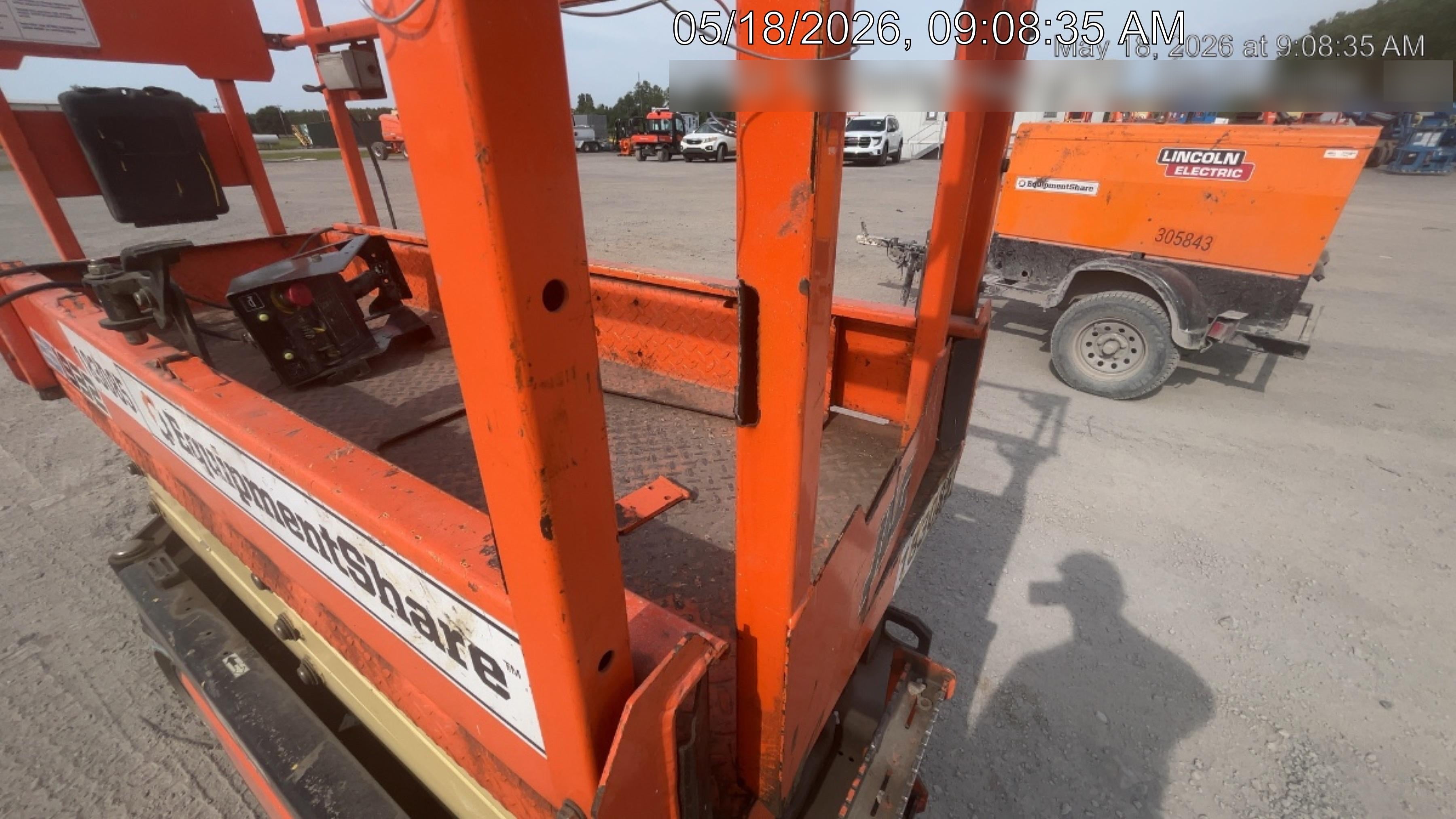 2021 JLG ES1932