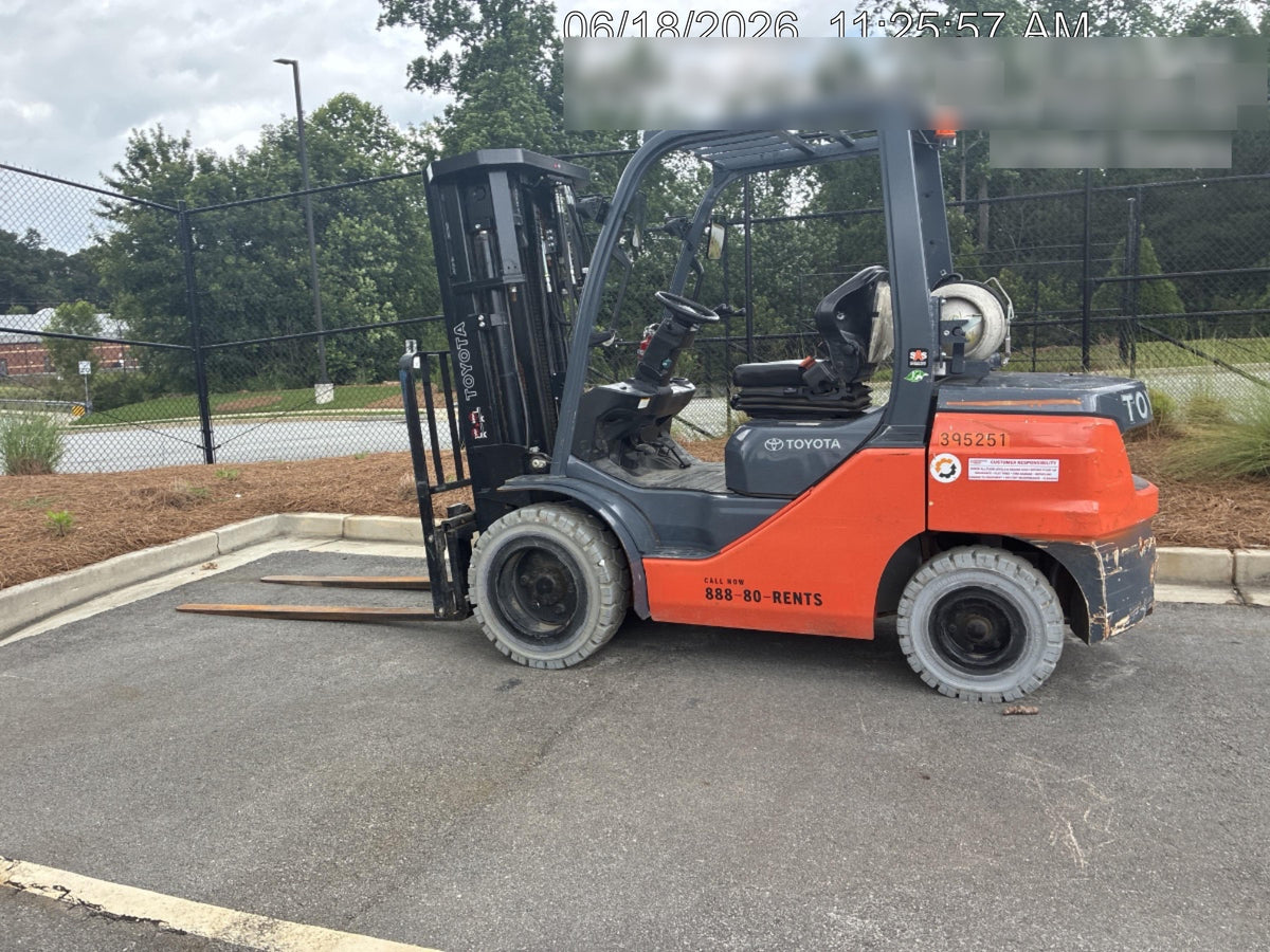 2023 TOYOTA 8FGU30 LP - Quad